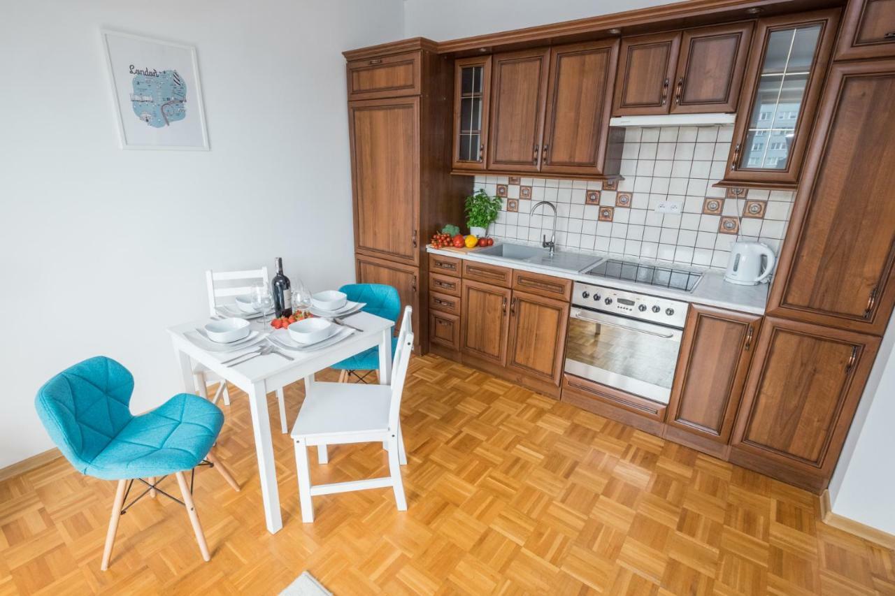 Blue Sky Apartment Warsaw Varsóvia Exterior foto
